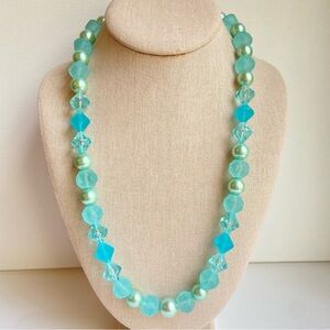 Avon Icy Pastels blue lucite necklace with faux pearls and frosted beads VINTAGE
